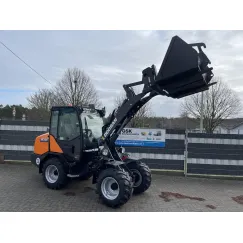 Cargadora sobre ruedas Develon / Doosan DL 65-7