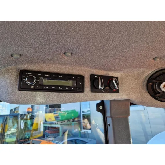 Cargadora de ruedas Develon / Doosan DL 80-7