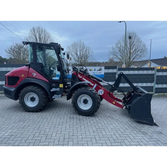 Cargadora de ruedas Yanmar V7 con ampliación de garantía 4 años o 3.000 h