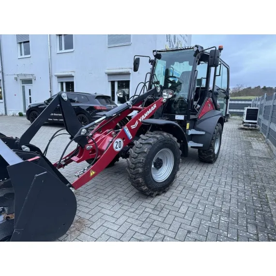 Cargadora de ruedas Yanmar V7 con ampliación de garantía 4 años o 3.000 h