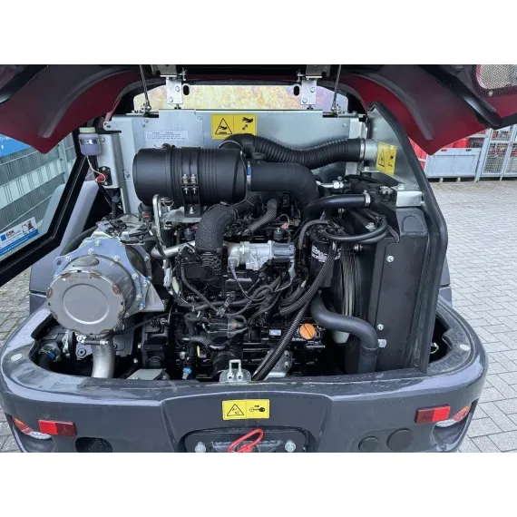 Cargadora de ruedas Yanmar V7 con ampliación de garantía 4 años o 3.000 h