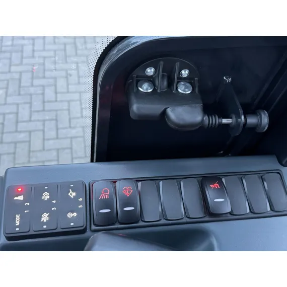Cargadora de ruedas Yanmar V7 con ampliación de garantía 4 años o 3.000 h