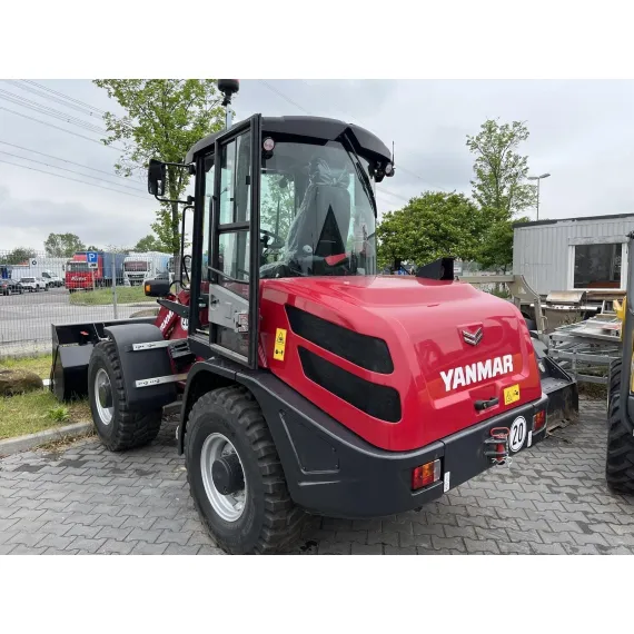 Cargadora de ruedas Yanmar V80 de 5 toneladas, tracción total, diésel de 63 CV