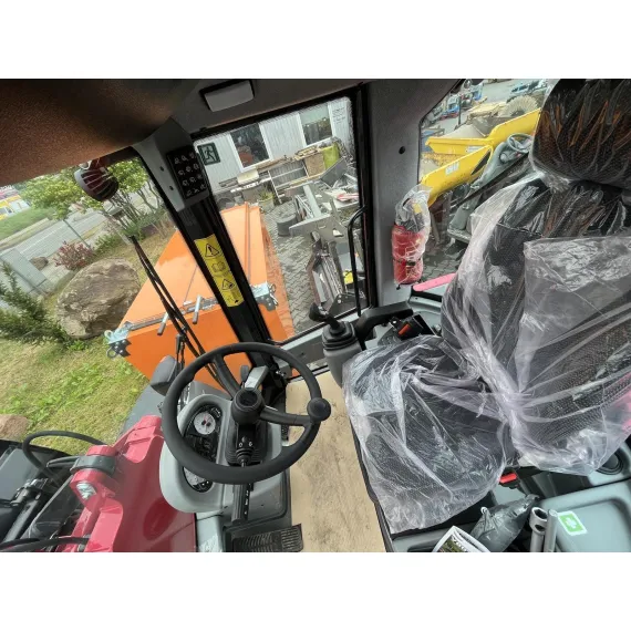 Cargadora de ruedas Yanmar V80 de 5 toneladas, tracción total, diésel de 63 CV