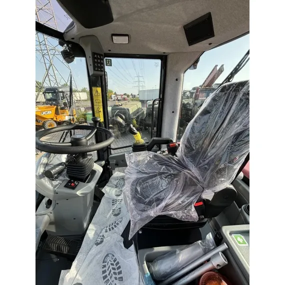 Колесный погрузчик Yanmar V100 73 л.с., полный привод, 6 тонн, EU Stage V, гидростатический привод