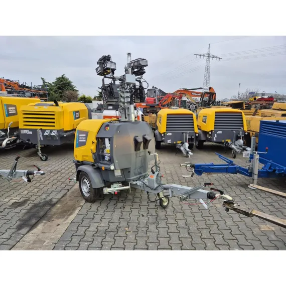 Mástil de iluminación Atlas Copco HiLight H6+ usado