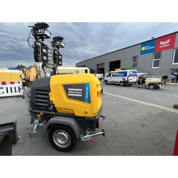 Mástil de iluminación Atlas Copco HiLight H6+ usado