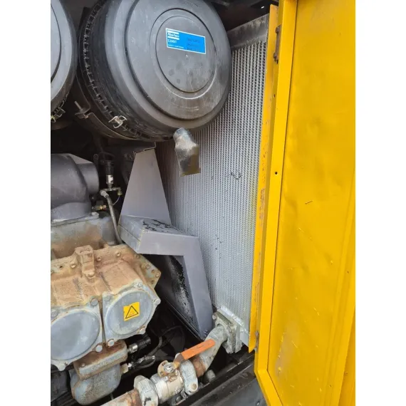 Compresor Atlas Copco XRVS 466 usado