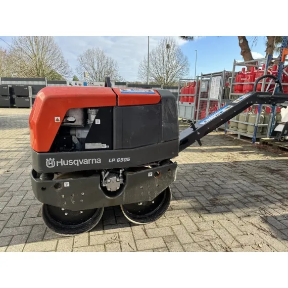 Rodillo Duplex Husqvarna LP 6505 diesel usado