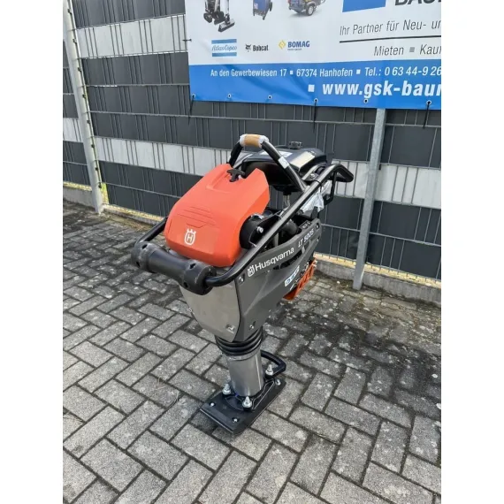 Pisón Husqvarna LT 5005 con pie de 15 cm