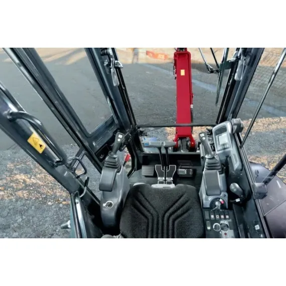 Miniexcavadora Yanmar ViO27-6 - cola cero