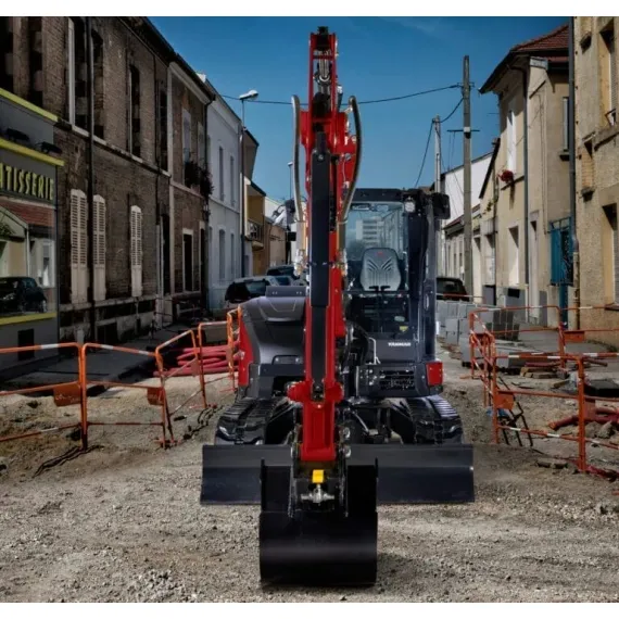 Miniexcavadora Yanmar ViO50-6B de cola cero