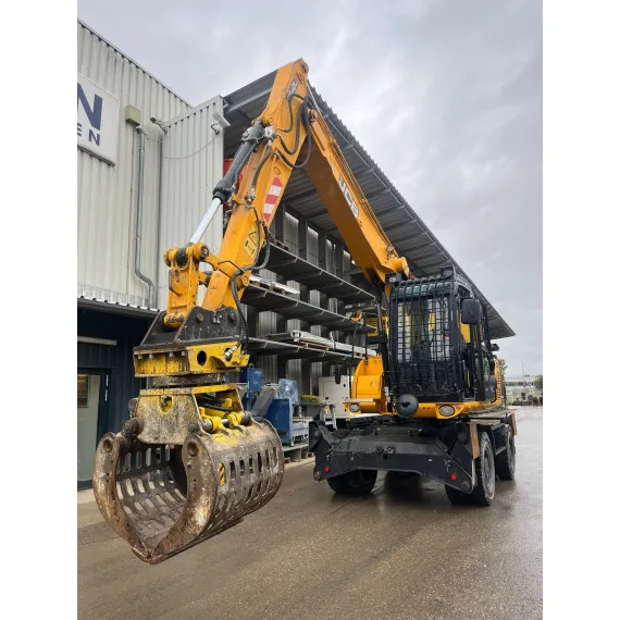 JCB JS145W