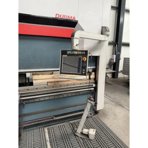 Gebraucht – DURMA AD-SERVO 40220 von 2021 – Abkantpresse