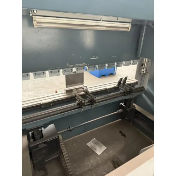 Gebraucht – DURMA AD-S 25100 von 2007 – Abkantpresse