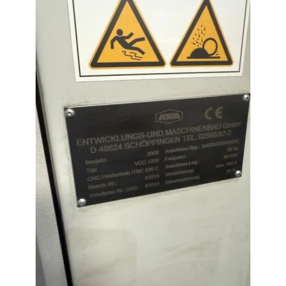 Gebraucht – AXA VCC-1200 von 2009 – CNC-Bearbeitungszentrum