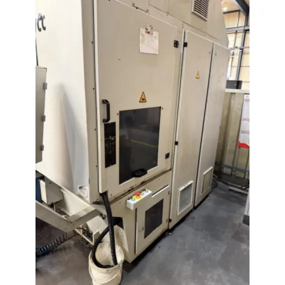 Gebraucht – AXA VCC-1200 von 2009 – CNC-Bearbeitungszentrum