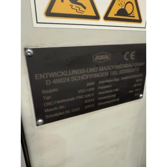 Gebraucht – AXA VCC-1200 von 2009 – CNC-Bearbeitungszentrum