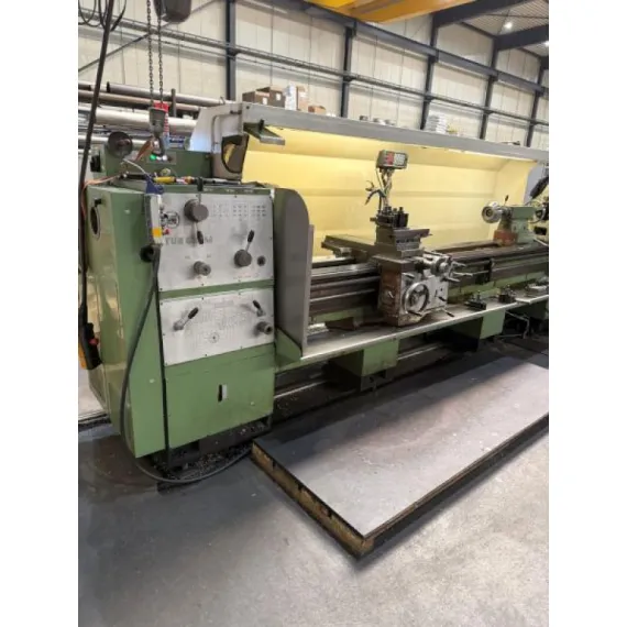Gebraucht – TUR 630 M SPH 360 – Leit- und Zugspindeldrehmaschine