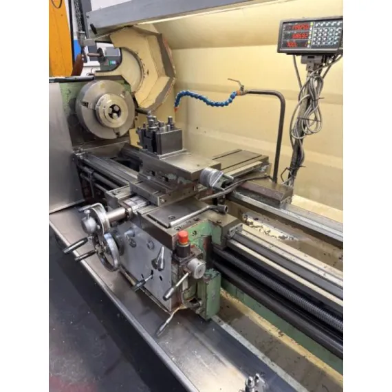Gebraucht – TUR 630 M SPH 360 – Leit- und Zugspindeldrehmaschine