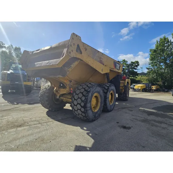 Caterpillar 730 Bj. 2020 Bh. 5100