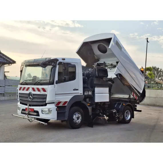 Mercedes-Benz Atego 1021 Zamiatarka Schmidt SK500 Napęd Hydrostatyczny Listwa Wysokiego Ciśnienia Karcher Szczotki Lewa Oraz Prawa Strona 3600 Mth Zamiatarka Uliczna