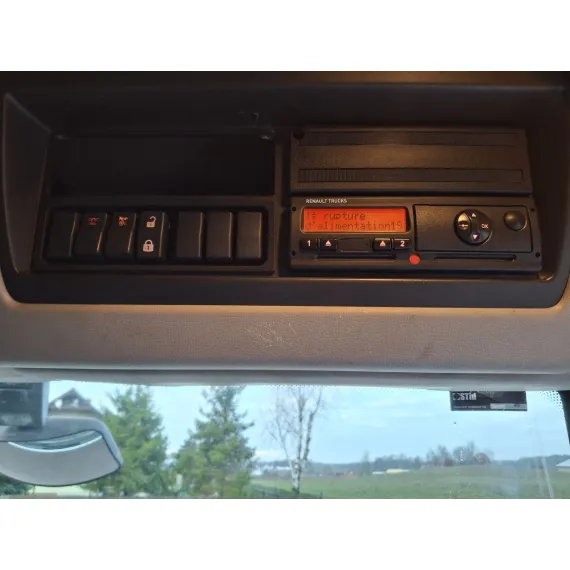 Occasion – Balayeuses – Renault Midlum 220 Johnston – image 17