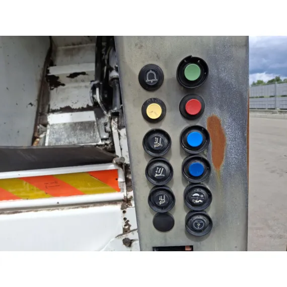 Használt – Hulladékgyűjtő járművek – IVECO Stralis Faun – kép 18
