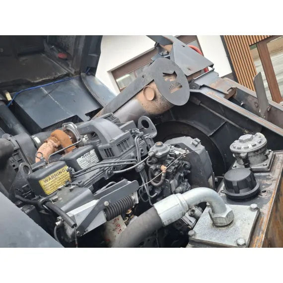 Occasion – Balayeuses – Renault Midlum 220 Johnston – image 23