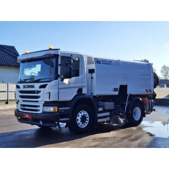 Occasion – Balayeuses – Scania P320 Brock – image 2