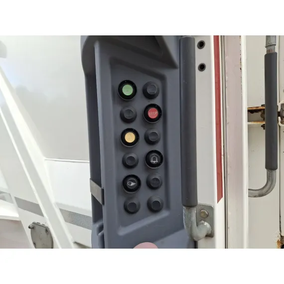 Használt – Hulladékgyűjtő járművek – Mercedes-Benz Econic 2630 Faun Zoeller – kép 10