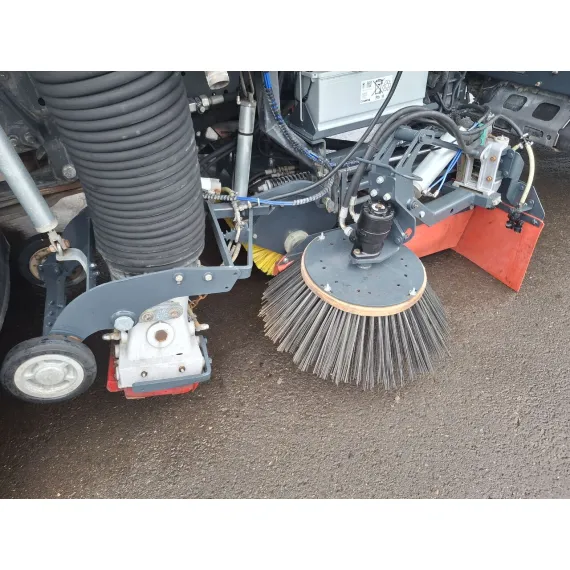 Used – Sweepers – Mercedes-Benz Axor 1829 Johnston – image 7