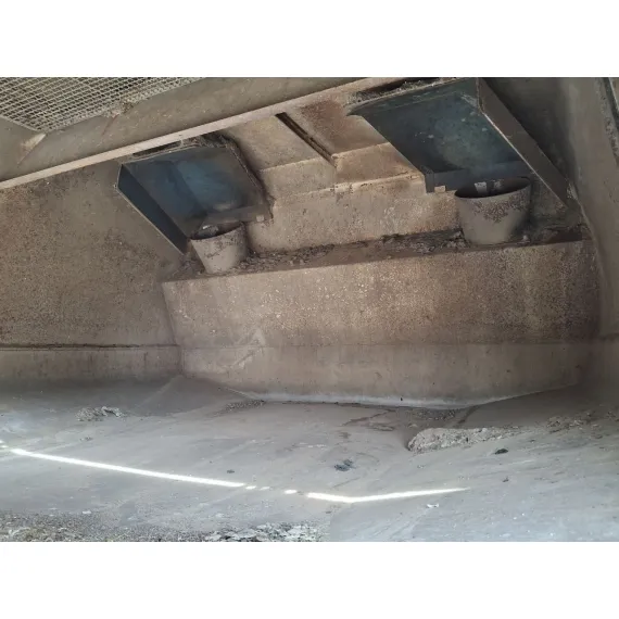 Używany – Zamiatarki – Renault D16 Faun – zdjęcie 23