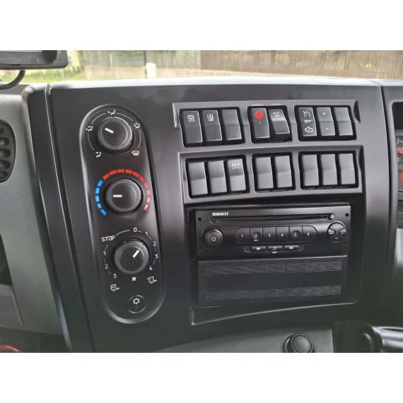 Używany – Zamiatarki – Renault D16 Faun – zdjęcie 27