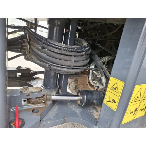 Használt – Kerékrakodó – Schaeff TL100 Yanmar – kép 12