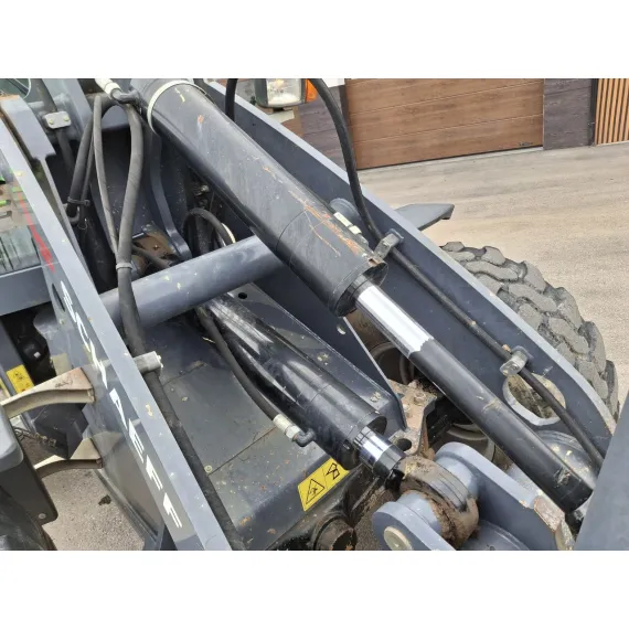 Használt – Kerékrakodó – Schaeff TL100 Yanmar – kép 8