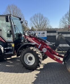 Chargeuse sur pneus Yanmar V7 avec extension de garantie 4 ans ou 3 000 h