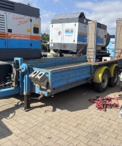 Gebrauchter Blomenröhr Baumaschinen Anhänger mit Auffahrrampen